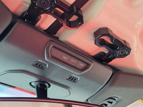 Used 2022 Jeep Wrangler Unlimited Sport image 30