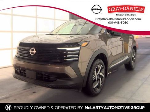 Used 2026 Nissan Kicks SV FWD image 1