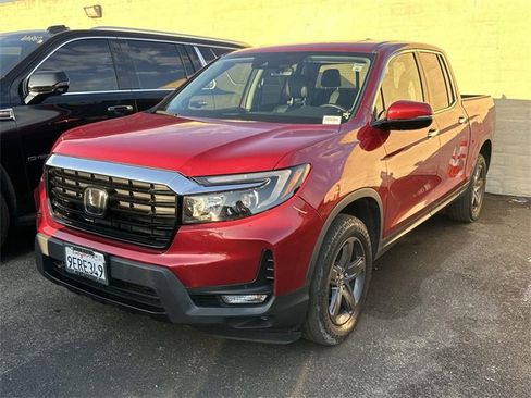 Used 2023 Honda Ridgeline RTL-E image 2