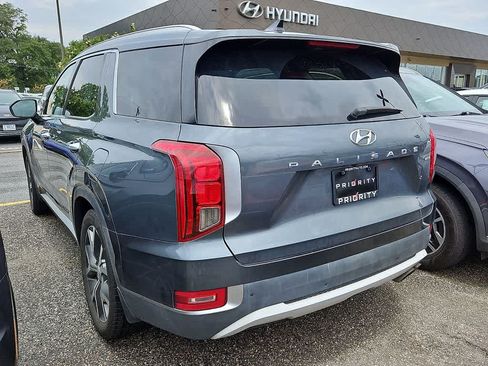 Used 2022 Hyundai Palisade SEL w/ Premium Package AWD/4WD image 4