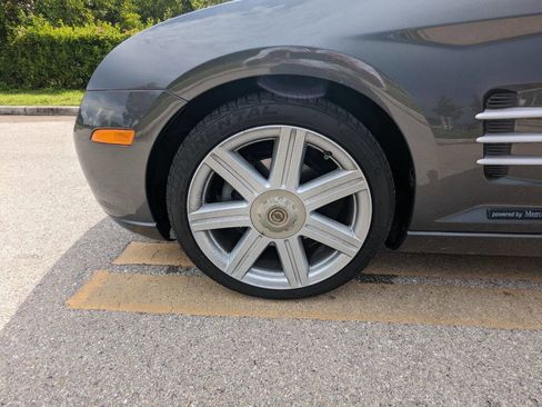 Used 2005 Chrysler Crossfire Limited image 20