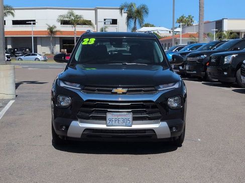Used 2023 Chevrolet TrailBlazer LT w/ Convenience Package FWD image 3