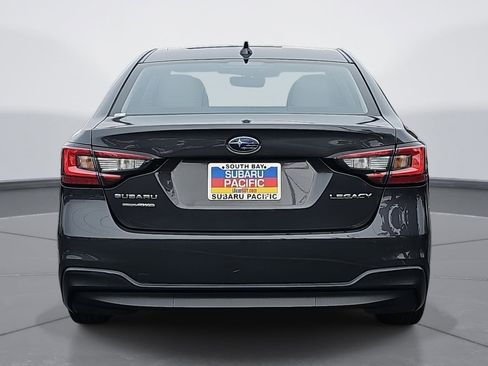 Used 2023 Subaru Legacy Premium image 4