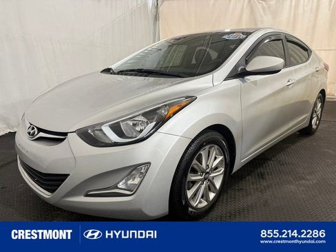 Used 2015 Hyundai Elantra SE w/ Option Group 02 image 4