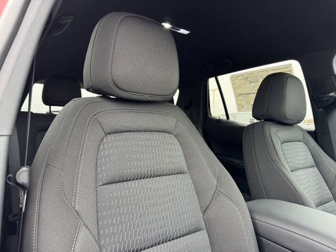 New 2026 Chevrolet Equinox LT w/ LPO, Floor Liner Package image 22