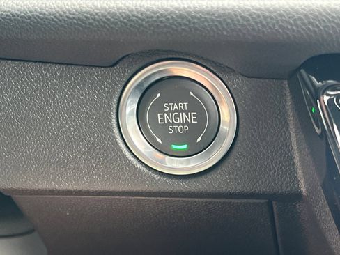 New 2026 Chevrolet Traverse LT w/ Midnight/Sport Edition AWD/4WD image 21
