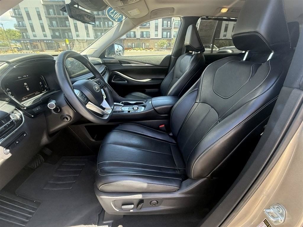 Used 2023 INFINITI QX60 Luxe w/ Vision Package AWD/4WD image 24