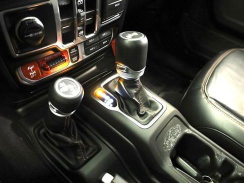 Used 2021 Jeep Wrangler Unlimited Rubicon image 23