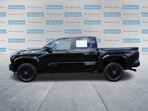 Used 2024 Toyota Tacoma SR5 AWD/4WD image 10