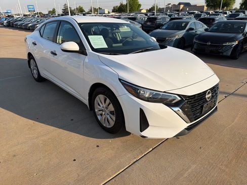 Used 2024 Nissan Sentra S FWD image 7