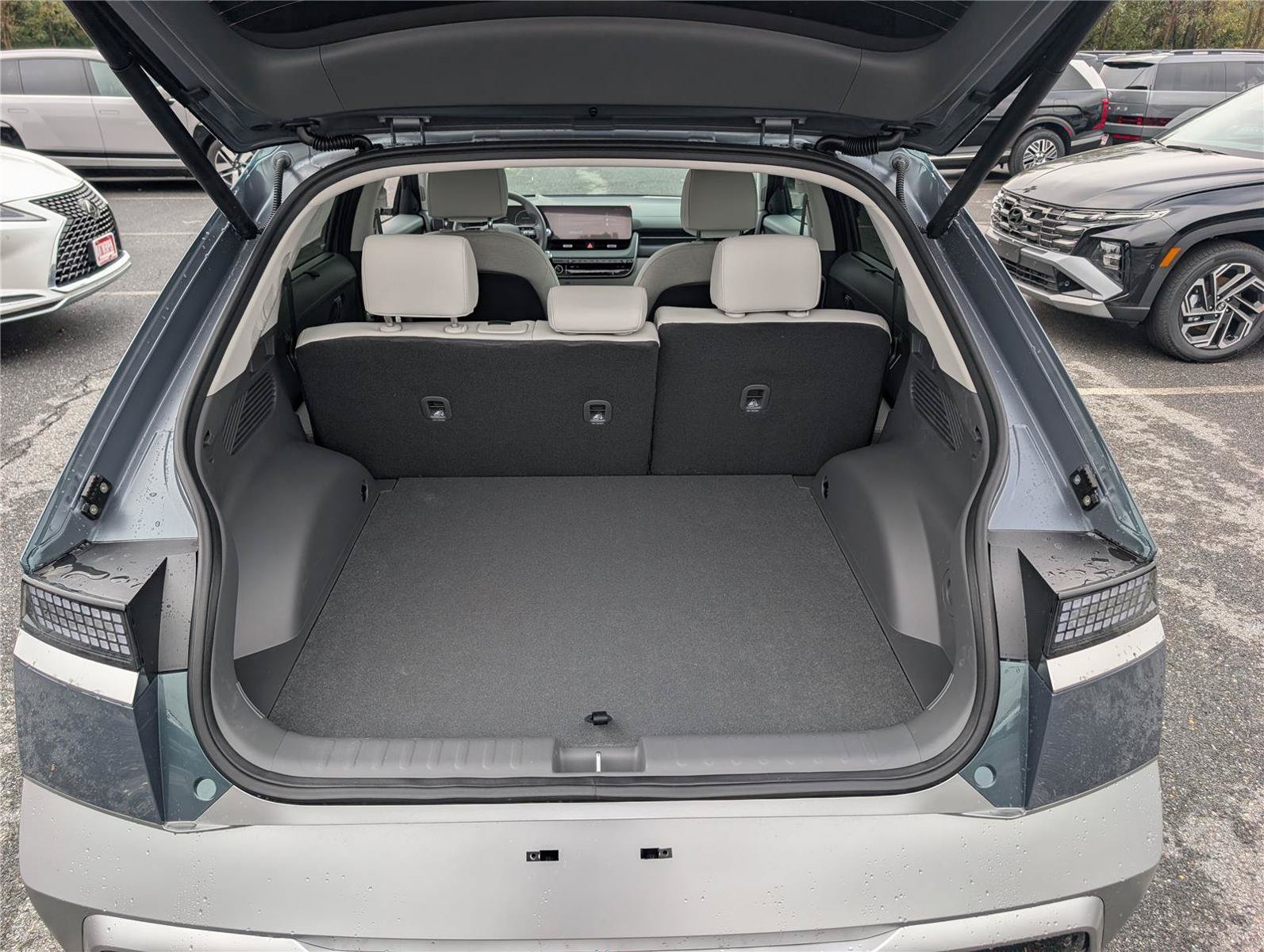 New 2027 Hyundai Ioniq 5 Limited RWD image 9