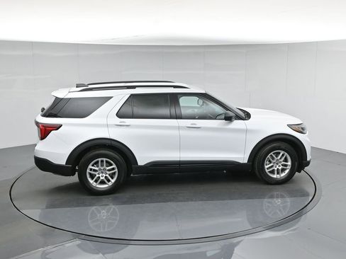 New 2026 Ford Explorer Active image 43