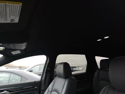 Used 2024 Buick Enclave Premium image 14