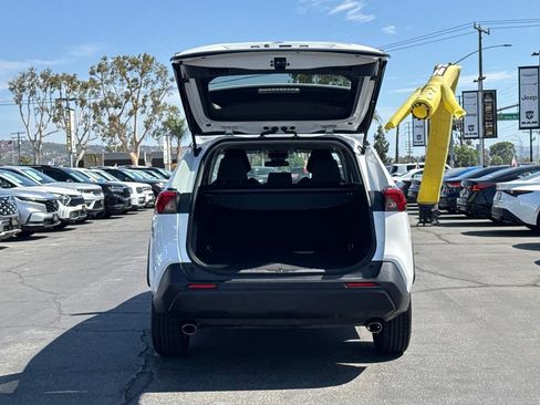 Used 2024 Toyota RAV4 XLE FWD image 16