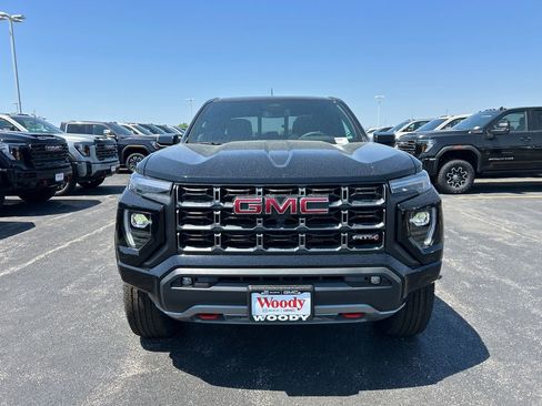 New 2026 GMC Canyon AT4 w/ Technology Plus Package AWD/4WD image 4