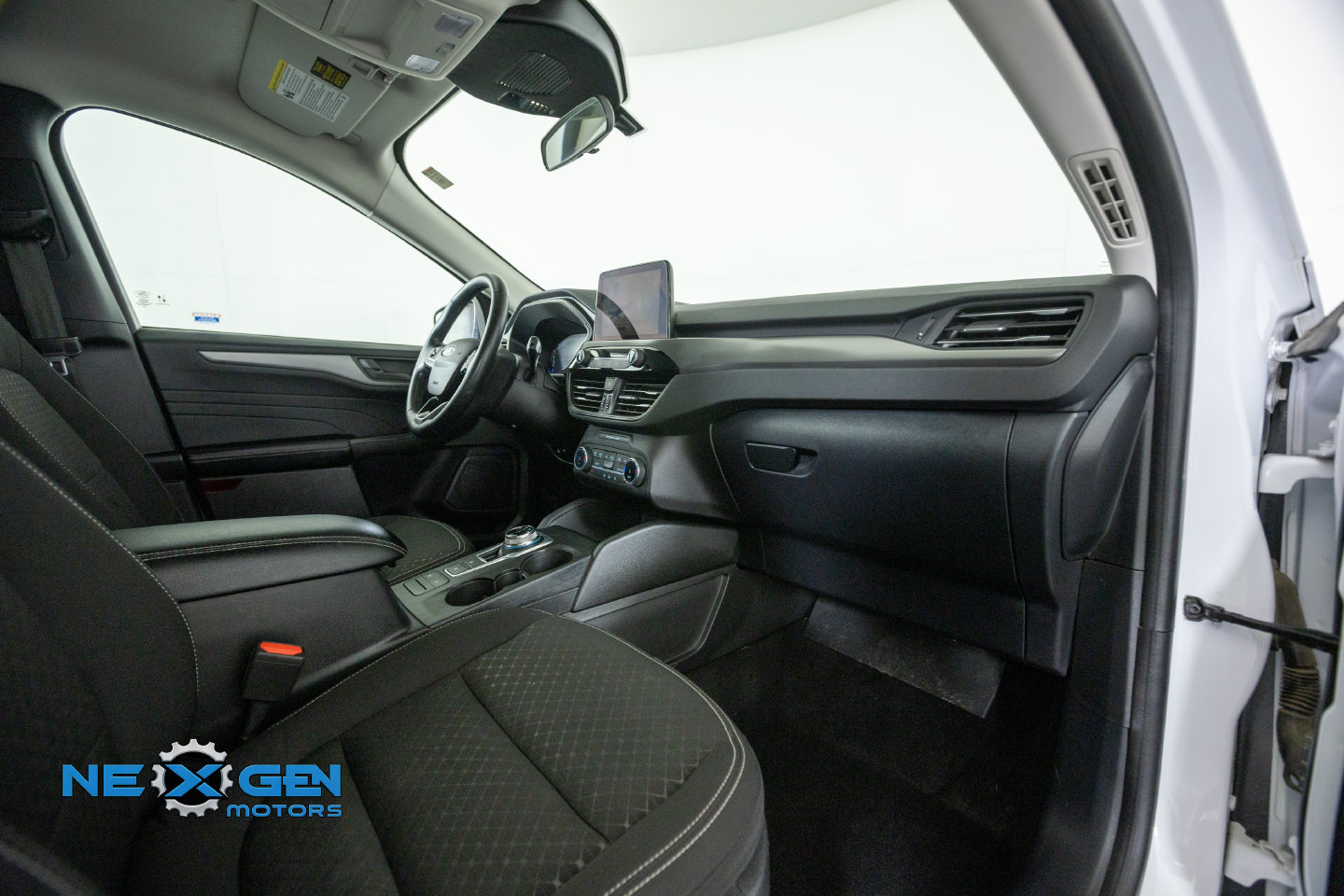 Used 2023 Ford Escape Active AWD/4WD image 42