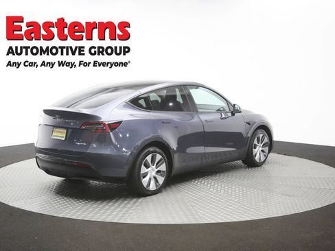 Used 2021 Tesla Model Y Long Range AWD/4WD image 36