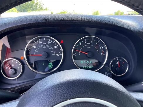 Used 2014 Jeep Wrangler Rubicon w/ Power Convenience Group AWD/4WD image 27