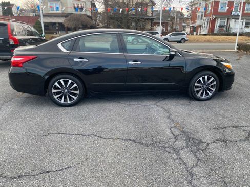 Used 2017 Nissan Altima 2.5 SL image 6