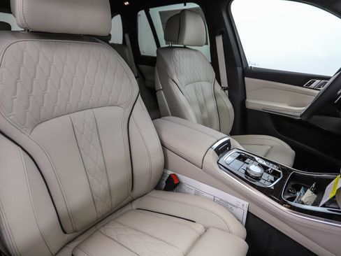 New 2026 BMW X5 M60i image 31