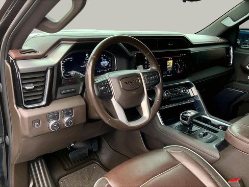 Used 2023 GMC Sierra 1500 Denali w/ Denali Reserve Package AWD/4WD image 18