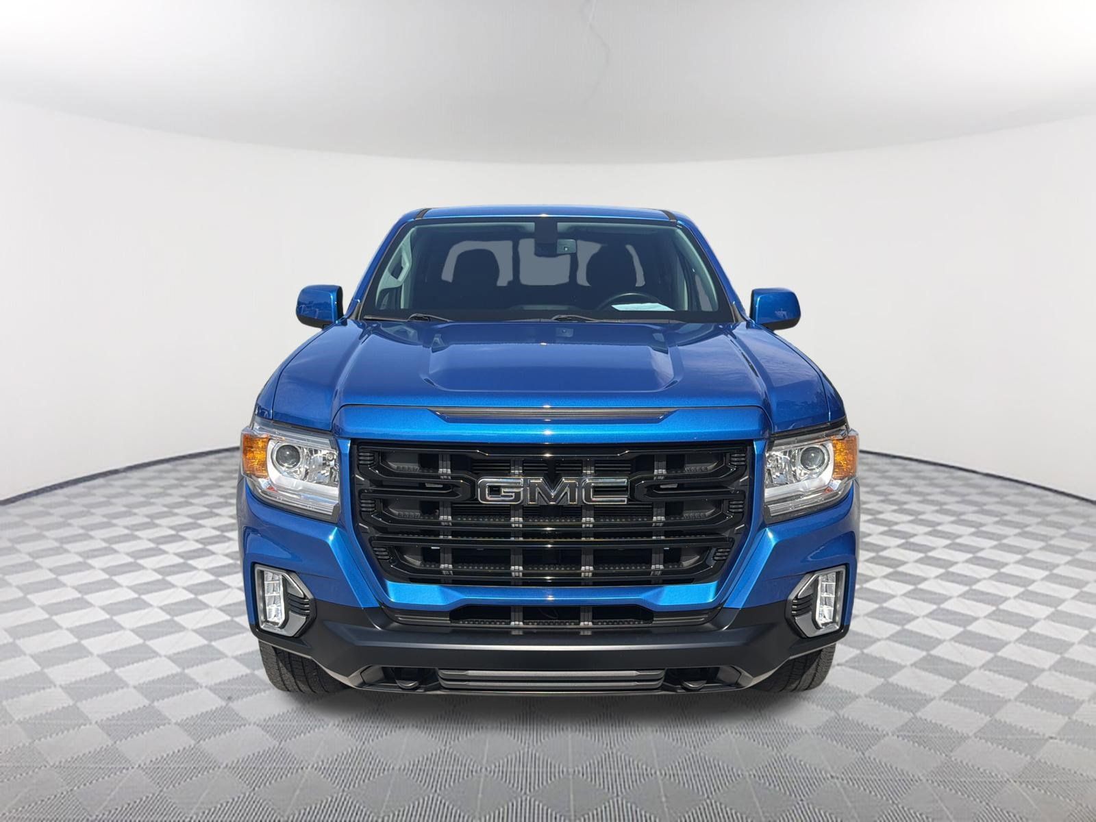 Certified 2022 GMC Canyon Elevation w/ Trailering Package RWD image 2