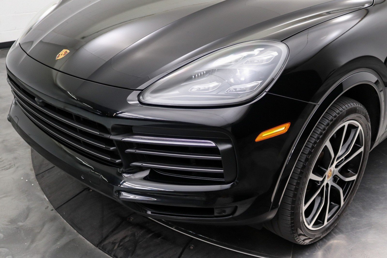 Used 2022 Porsche Cayenne Platinum Edition AWD/4WD image 10