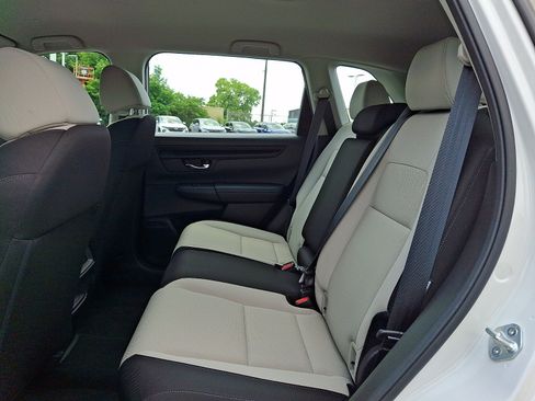Certified 2024 Honda CR-V LX image 10