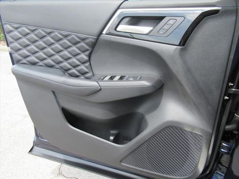 Used 2022 Mitsubishi Outlander SEL FWD image 18
