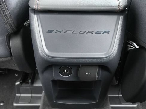 New 2026 Ford Explorer Active RWD image 20
