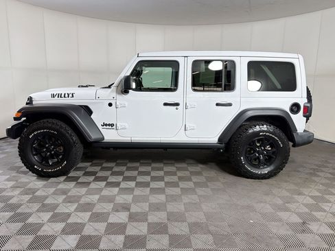 Used 2021 Jeep Wrangler Unlimited Sport AWD/4WD image 2