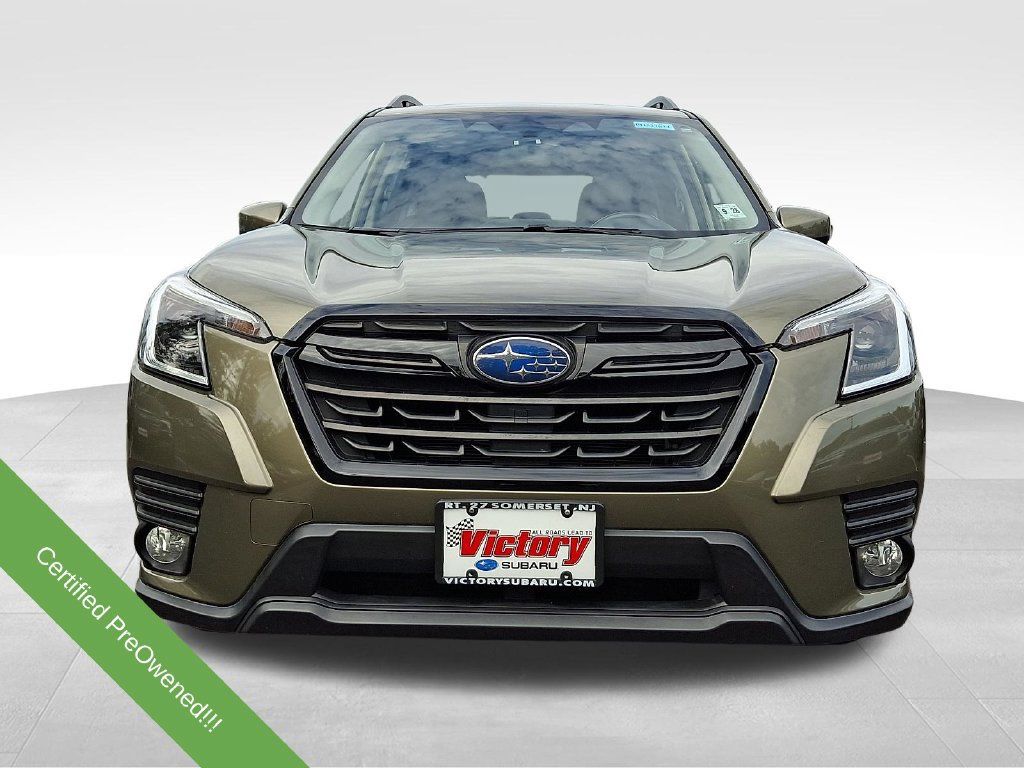 Used 2023 Subaru Forester Premium AWD/4WD image 4