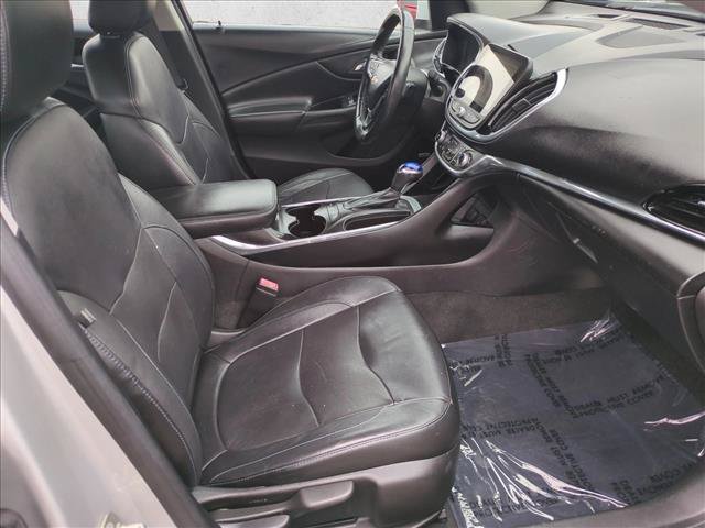 Used 2017 Chevrolet Volt Premier w/ Driver Confidence II Package FWD image 19