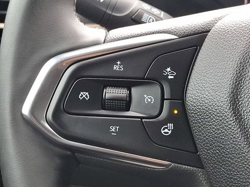 Used 2025 Chevrolet Trax ACTIV w/ Driver Confidence Package FWD image 20
