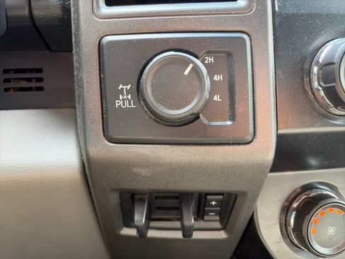 Used 2019 Ford F250 XL w/ XL Value Package AWD/4WD image 18