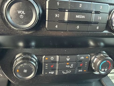 Used 2020 Ford F150 XLT w/ Equipment Group 302A Luxury AWD/4WD image 30
