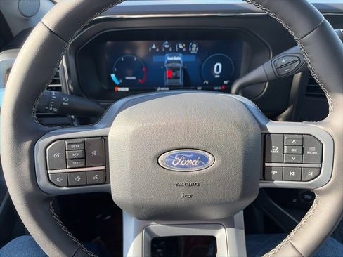 New 2026 Ford F250 Lariat w/ Chrome Package image 21