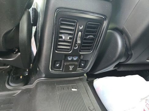 Used 2020 Jeep Grand Cherokee Summit image 24