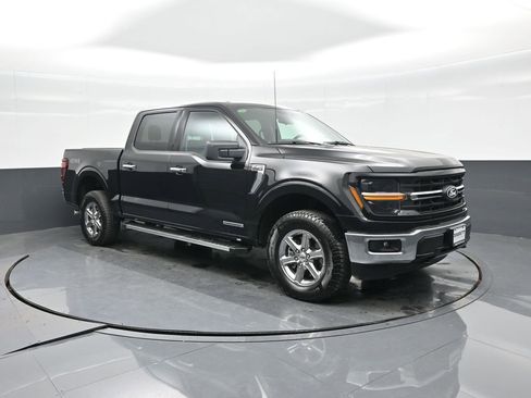 Used 2025 Ford F150 XLT w/ Equipment Group 301A Standard image 9