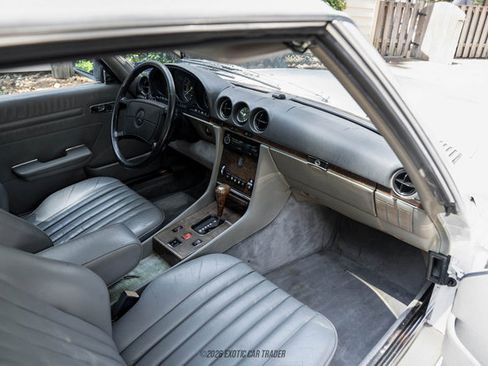 Used 1988 Mercedes-Benz 560 SL image 53