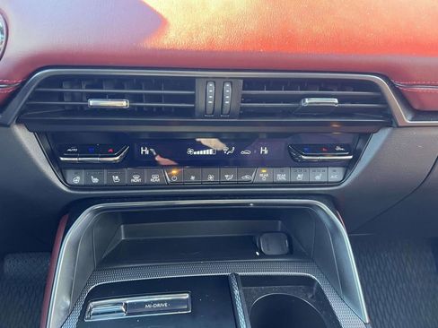 Used 2025 MAZDA CX-70 3.3 Turbo w/ Premium Plus Pkg image 31