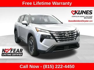 Used 2025 Nissan Rogue SV AWD/4WD video 1