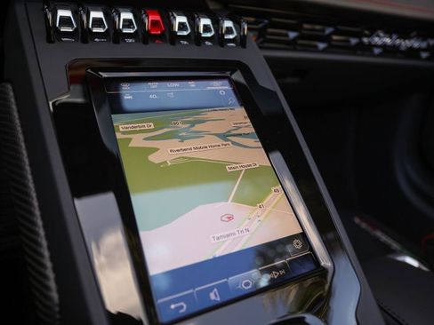 Used 2020 Lamborghini Huracan EVO RWD image 43