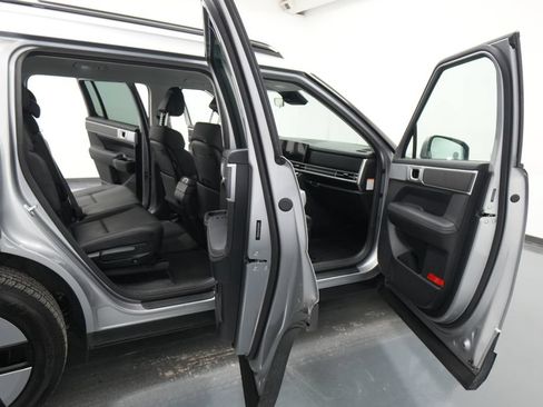 Used 2025 Hyundai Santa Fe SEL AWD/4WD image 31