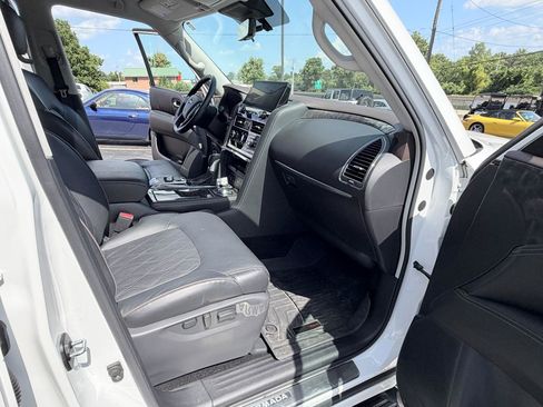 Used 2022 Nissan Armada Platinum w/ Captain's Chairs Package AWD/4WD image 46
