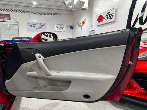 Used 2009 Chevrolet Corvette Coupe RWD image 15