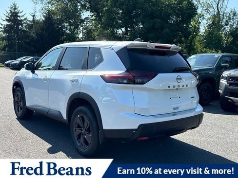 New 2026 Nissan Rogue SV w/ Cold Weather Package AWD/4WD image 6