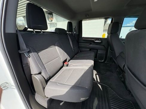 Used 2024 Chevrolet Silverado 2500 LT AWD/4WD image 25