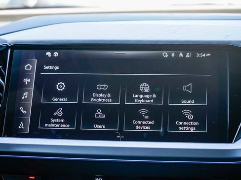 Used 2023 Audi Q4 e-tron Premium Plus w/ Premium Plus image 14