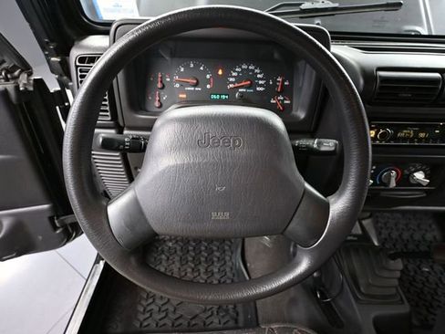 Used 2002 Jeep Wrangler X image 21